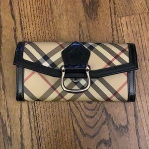 Burberry wallet